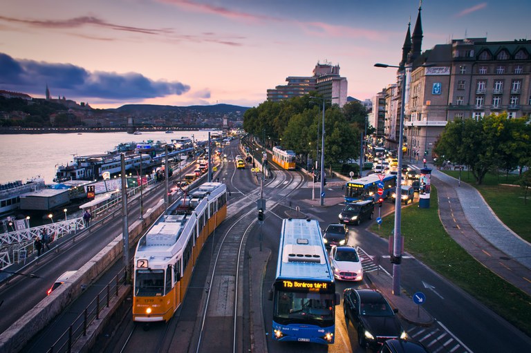 Nuova mobilità e scenari futuri Nuova mobilità e scenari futuri
