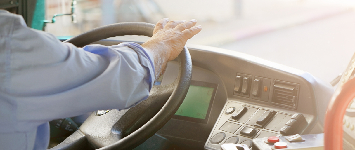 Abordar la escasez de conductores en el transporte público